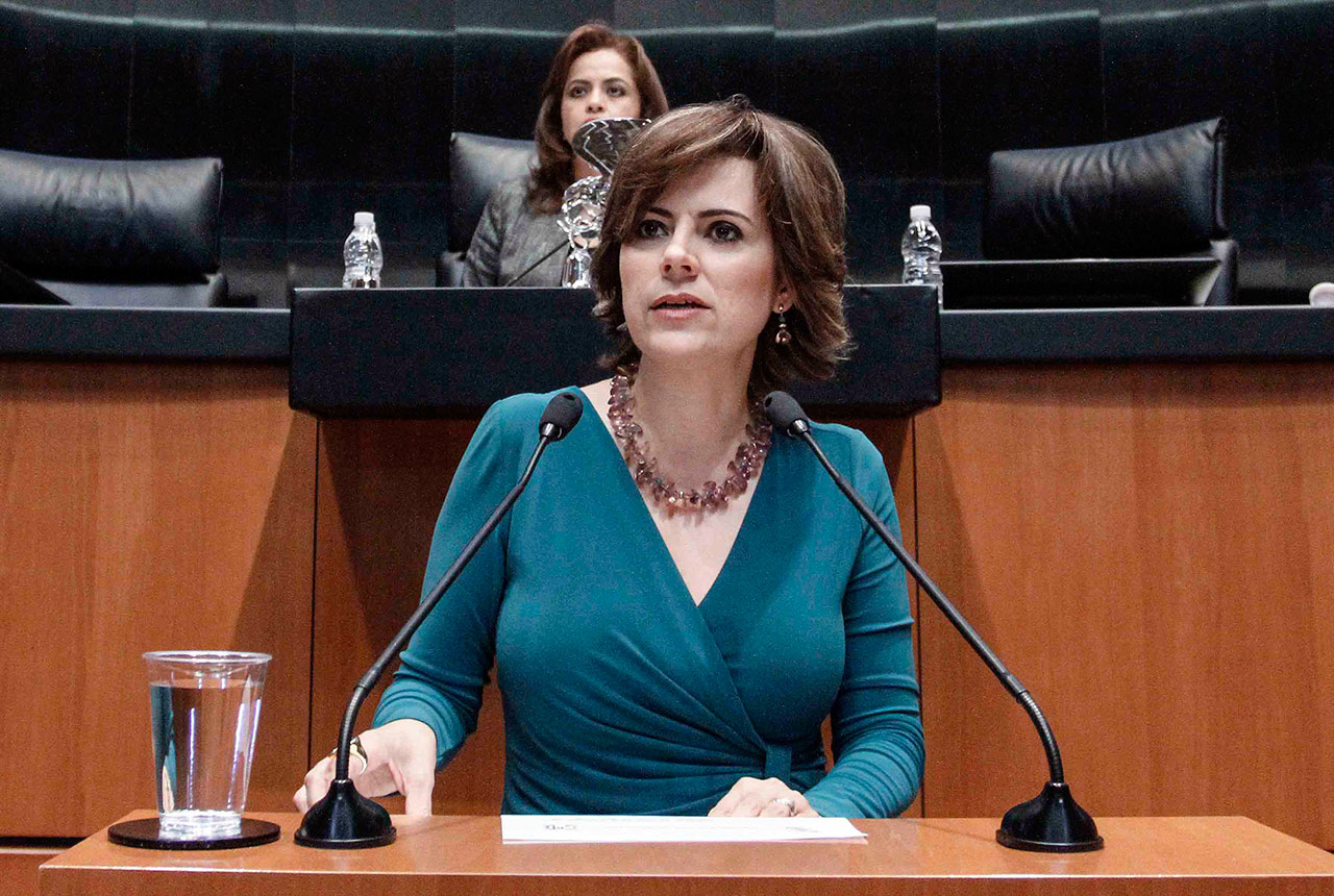 Senadora Hilda Esthela Flores Escalera