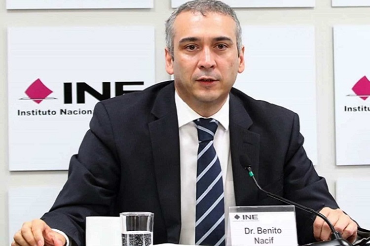 Foto: Archivo / El consejero Marco Antonio Baños, solicitó que se desglosara el costo de los debates, debido a que el costo de la escenografía utilizada en el debate de Mérida, habría sido equivalente a lo pensado para absorber todos los gastos de los dos primeros debates