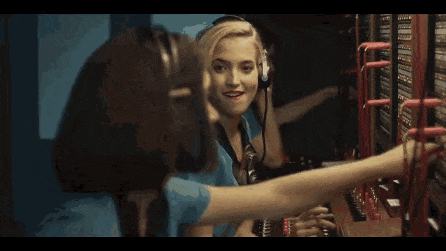 Resultado de imagen para las chicas del cable gif